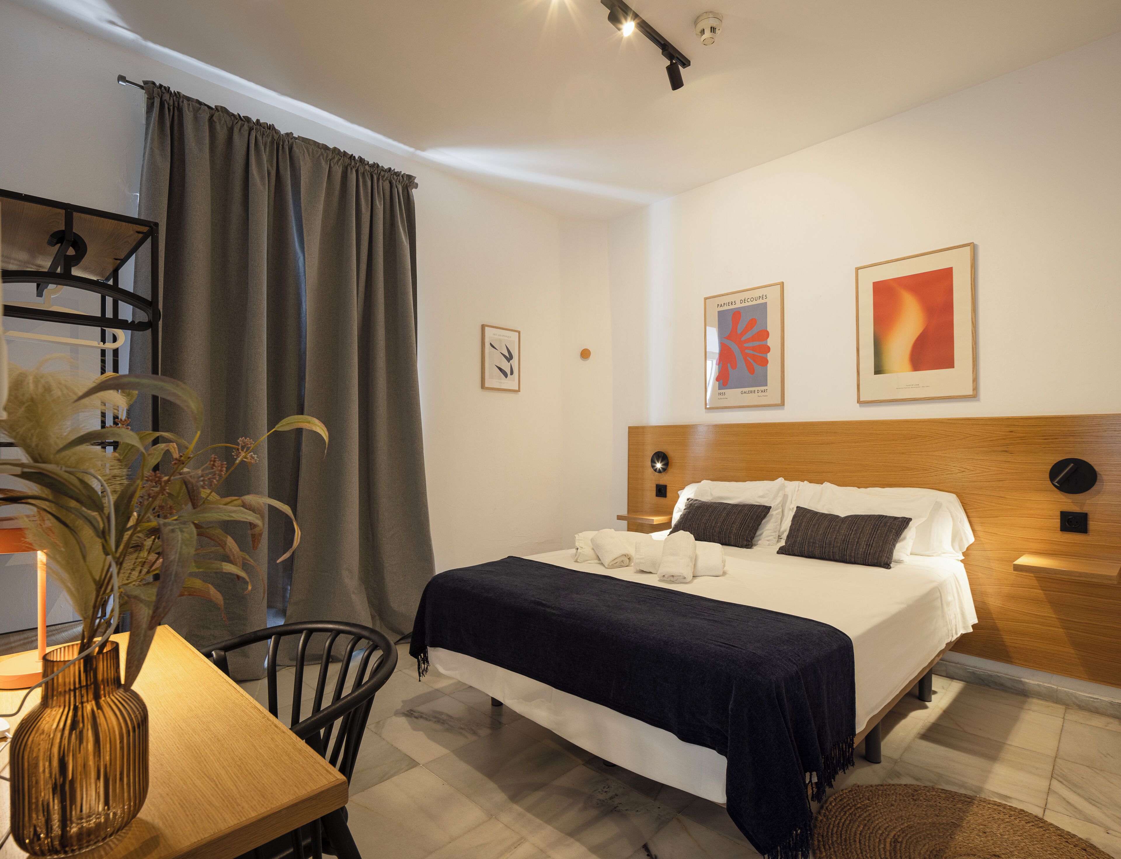 Habitación doble superior, balcón | Zona de estar del vestíbulo