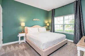 4 bedrooms, iron/ironing board, WiFi, bed sheets