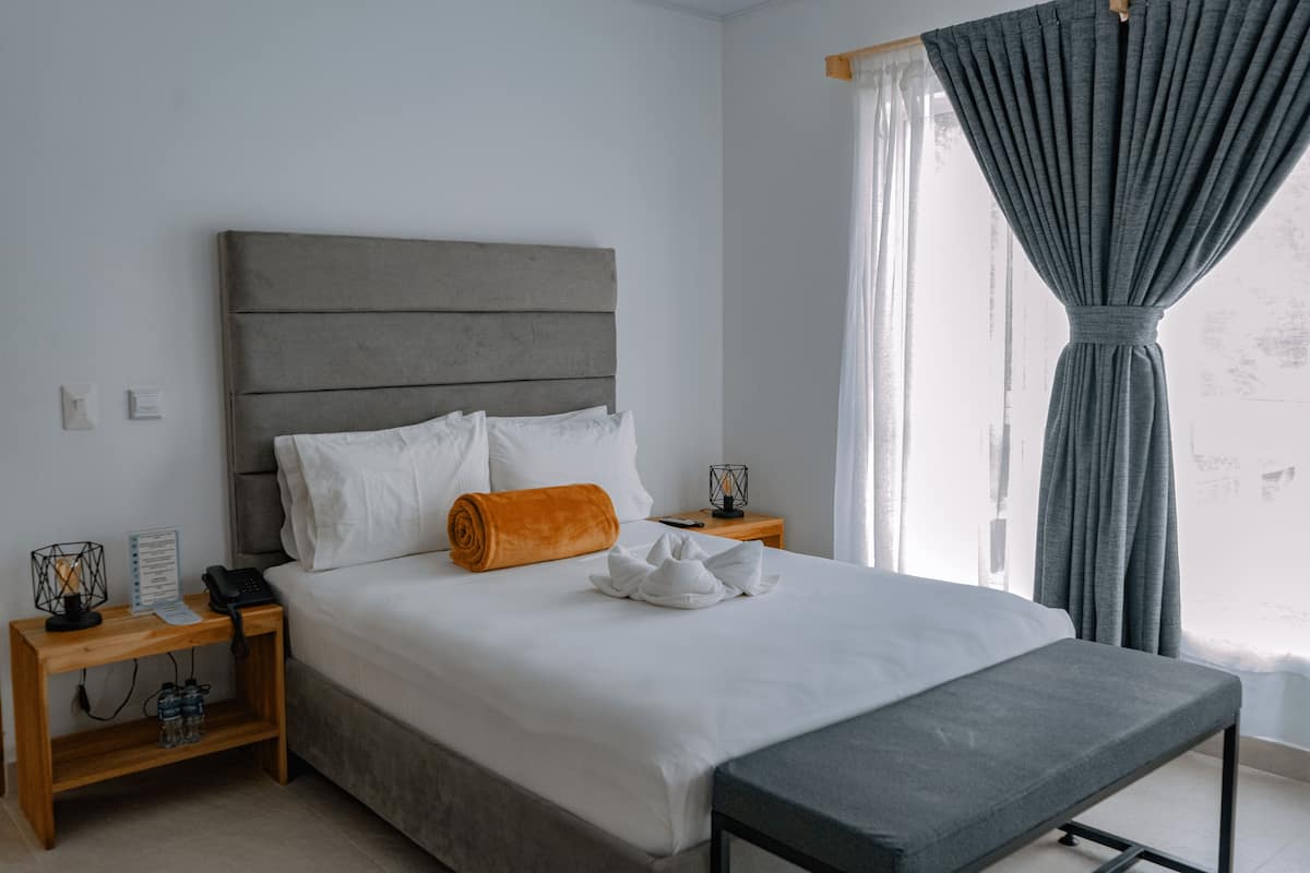 Comfort Room, Lagoon View | Wi-fi percuma, cadar katil 