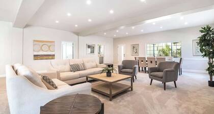 6-Bedroom Group Getaway Near Beverly Hills