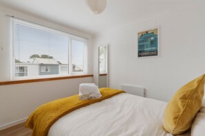 2 chambres, fer et planche à repasser, lit parapluie, Wi-Fi gratuit