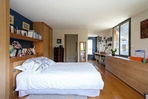 4 sovrum, strykjärn/strykbräda, resesäng och gratis wi-fi