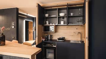 Apartment 4.05 | In-room dining