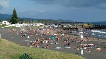 Villa, 5 Bedrooms, Balcony, Garden View | Beach