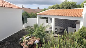 Villa, 5 Bedrooms, Balcony, Garden View | Outdoor dining