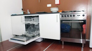 Sınıflandırılmamış resim, 70 üzerinden 4, düğme