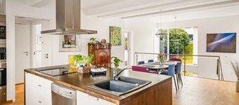 Modern Villa located centrally on Hopsneset in Bergen