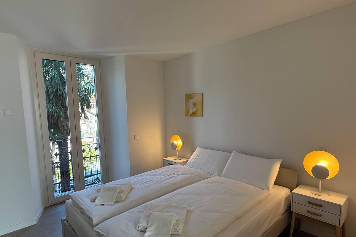 Deluxe Apartment, Garden View