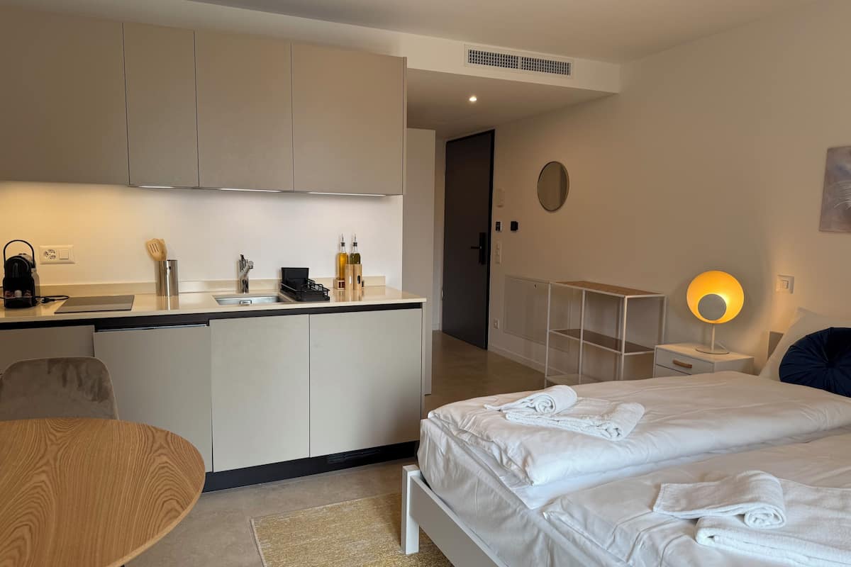 Standard Studio, Balcony, Garden View | Free WiFi