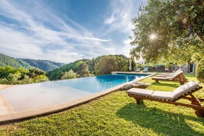Villa | 5 bedrooms - Villa Morello Farmhouse (Lucca)