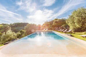 Villa | 5 bedrooms - Villa Morello Farmhouse (Lucca)
