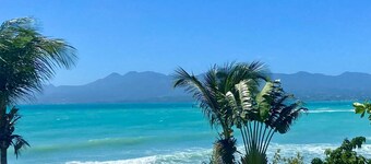 Sea, boat and mountain views, beach just around the corner!