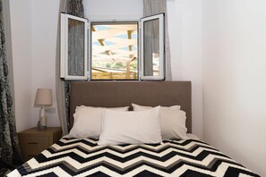 1 bedroom, iron/ironing board, travel cot, free WiFi - Vadina Apartment 2 in Zakynthos (Zakynthos)