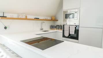 Cottage | Cucina privata | Lavastoviglie, pentole/stoviglie/utensili