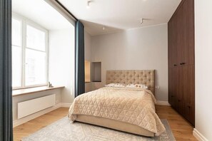 1 habitación, tabla de planchar con plancha, wifi y ropa de cama