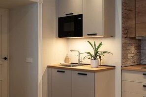 Microwave, oven, dishwasher