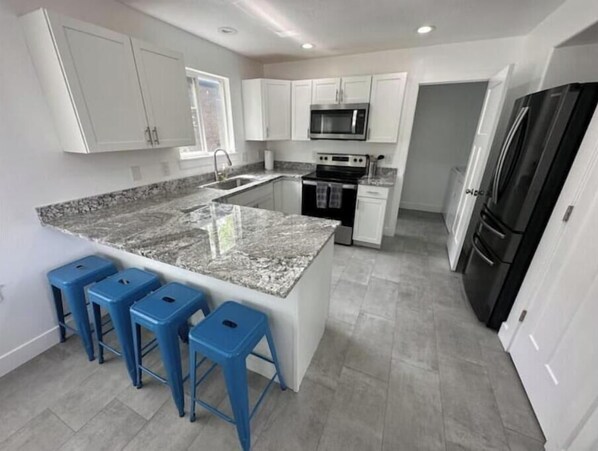 Microwave, oven, stovetop, dishwasher