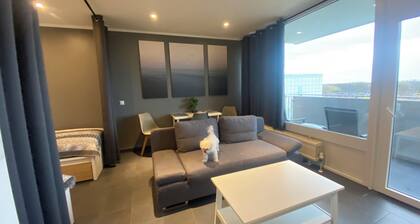 Cozy apartment 45 m", balcony up to 3 fitters or vacationers, fast WLAN