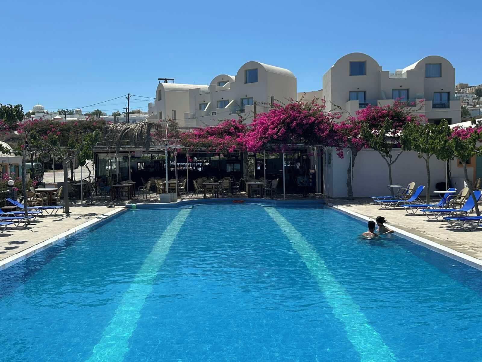 Photo - Lovely Hot-L