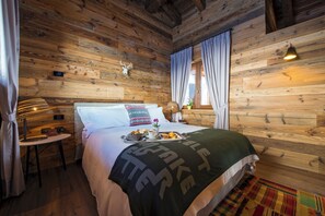 Deluxe Chalet, Balcony, Valley View | In-room safe, blackout drapes, soundproofing, free WiFi