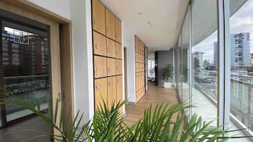 Apartment, 1 Bedroom, Balcony, City View | Interior