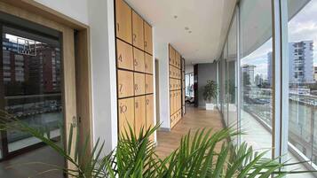 Apartamento, 1 quarto, sacada, vista para a cidade | Parte interna