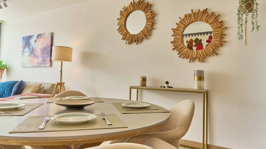 Room-beautiful Apt-balcony in La Carolin