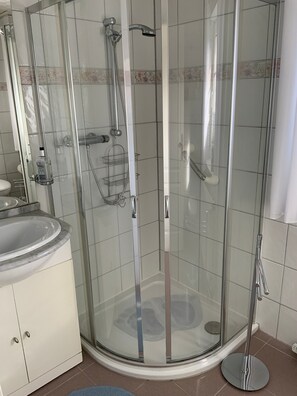 Dusche, Haartrockner