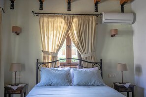 2 bedrooms, iron/ironing board, travel crib, free WiFi - Lavender Cottage, Lioriza Houses Zakynthos (Zakynthos)