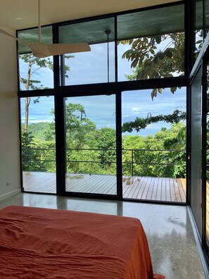 2 bedrooms, desk, free WiFi, bed sheets - Modern Retreat with Stunning Views in Beautiful Nature Setting (Coronado)