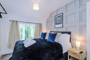 3 quartos, ferros/tábuas de passar roupa, Wi-Fi de cortesia