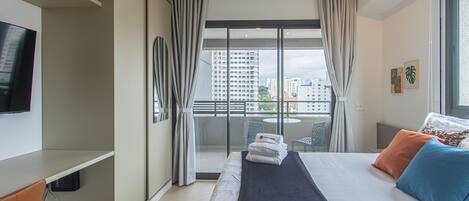 1 bedroom, desk, iron/ironing board, free WiFi