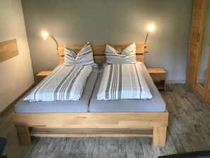 1 Schlafzimmer, WLAN, Bettwäsche