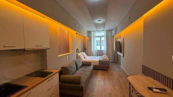 1 bedroom, desk, iron/ironing board, free WiFi