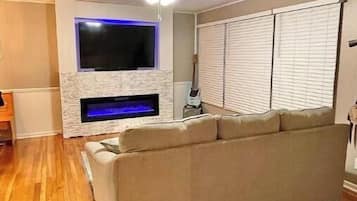 TV connectée, cheminée