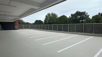 免費自助停車