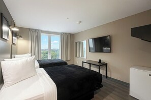 Habitación doble Confort, 2 camas Queen size, para no fumadores | Escritorio, espacio para trabajar con laptop y wifi gratis