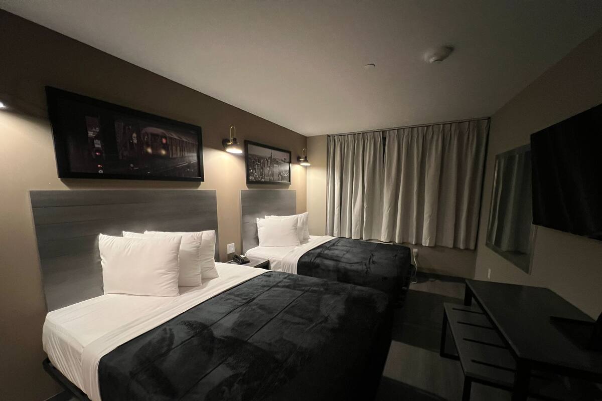Comfort Double Room, 2 Queen Beds | Desk, laptop workspace, free WiFi