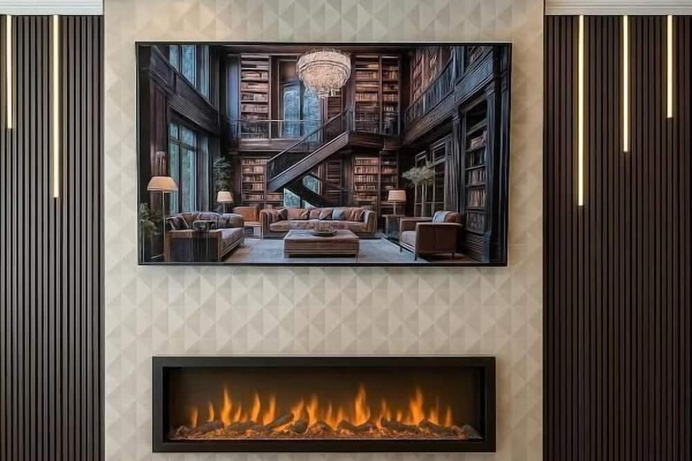 LIV Hotel Bronx - Newly Built