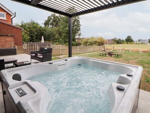 Cottage | Terrace/patio - Melody Place (Chester)