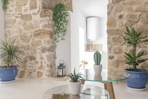 Interior - Country House 'El Rincón De Hugo' with Mountain View, Private Terrace and Air Conditioning (Alcalá De Los Gazules)