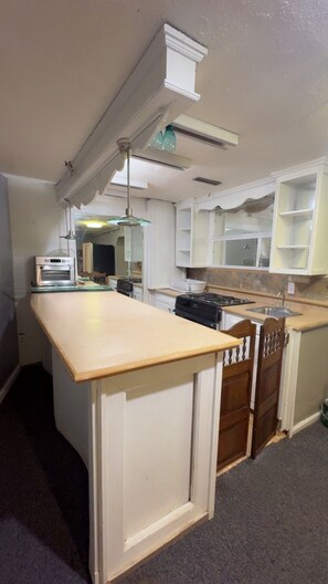 Kitchen area