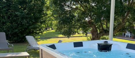 Idromassaggio all'aperto