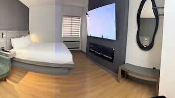 Enkeltværelse | Skrivebord, arbejdsområde til bærbare computere, mørklægningsgardiner