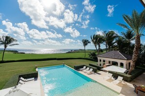 Villa, fumeur | 7 chambres