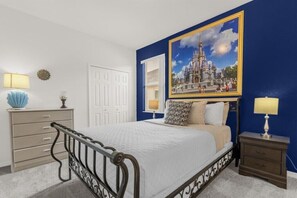 4 bedrooms, iron/ironing board, WiFi, bed sheets