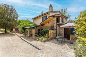 Unclassified image, 2 of 31, button - Radius Horse Ranch B&B (Massa Martana)