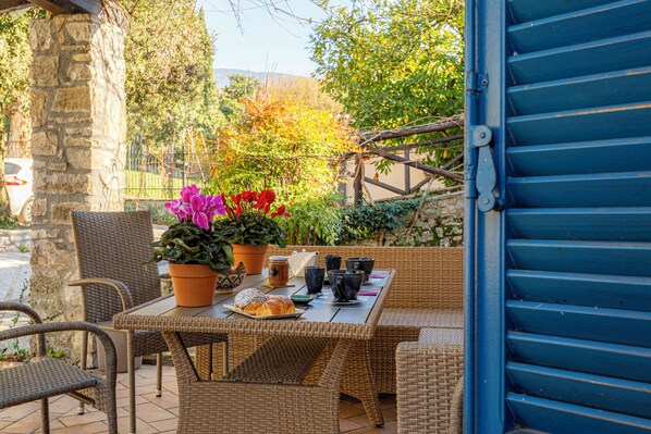 Dagelijks continentaal ontbijt inbegrepen