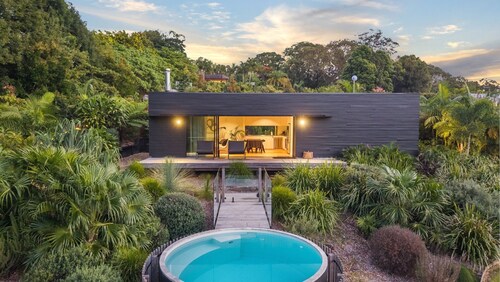 Storm Cabin by Contemporary Hotels