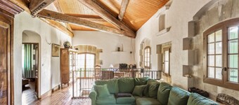 Mas CLOS DE TEILLAN with private swimming pool